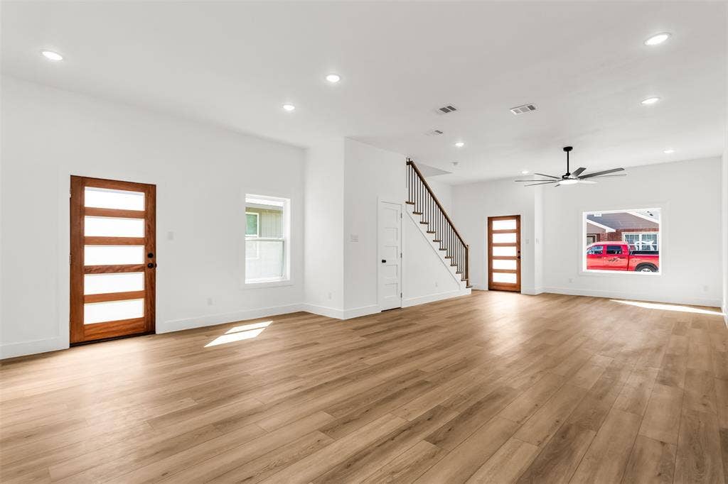 300 Henry Street, Waxahachie, TX 75165 300 Henry Street, Waxahachie, TX 75165