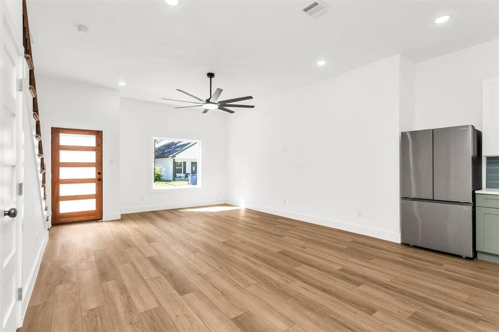 300 Henry Street, Waxahachie, TX 75165 300 Henry Street, Waxahachie, TX 75165
