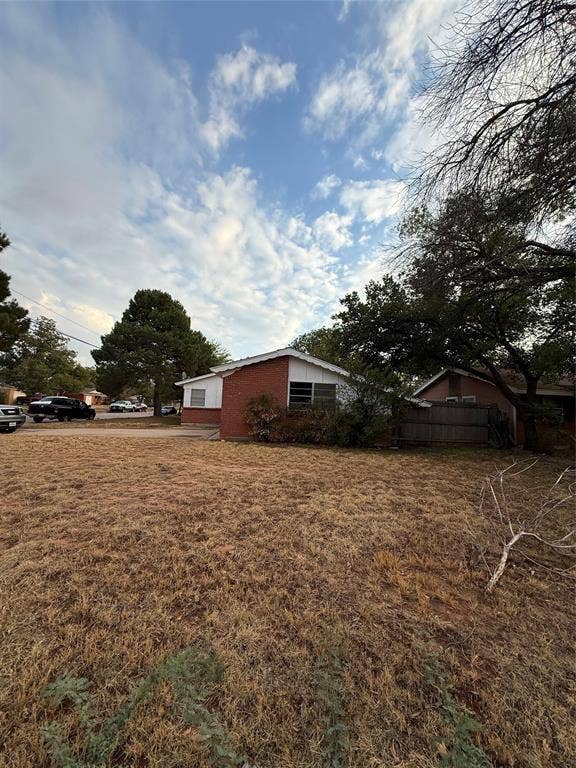 3717 Laurel Drive, Abilene, TX 79603 3717 Laurel Drive, Abilene, TX 79603