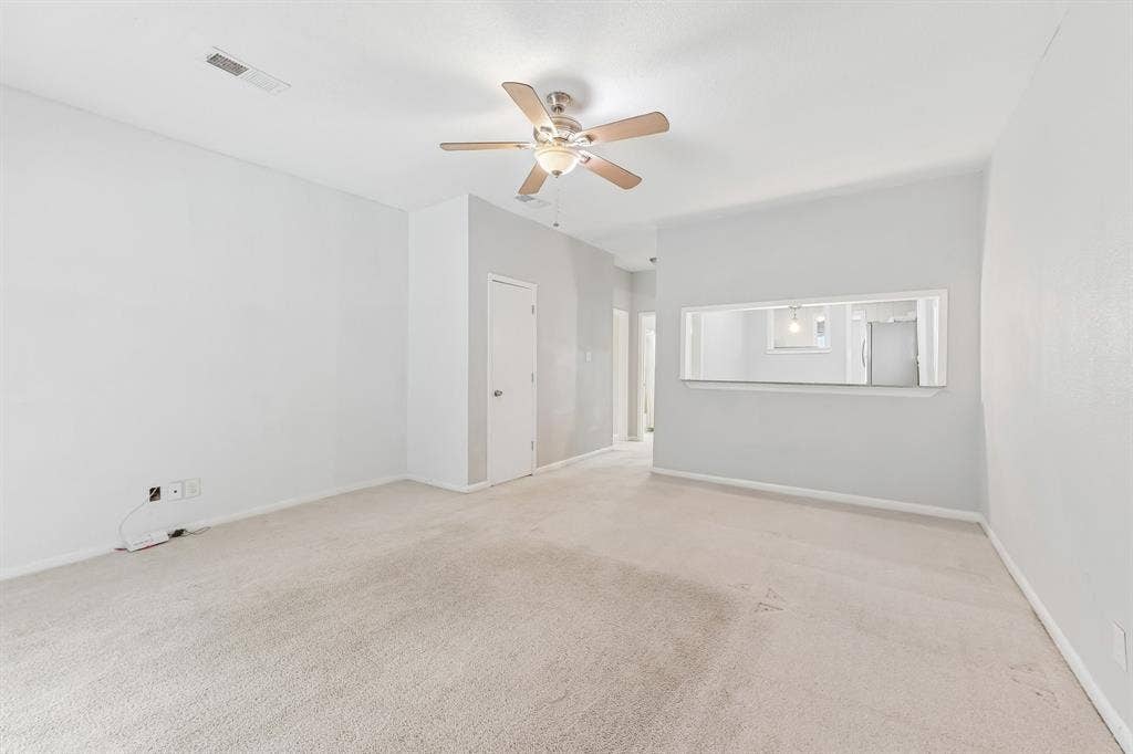 200 N Roe Street, White Settlement, TX 76108