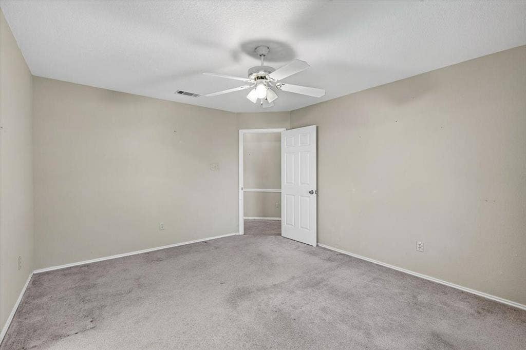 1204 S Bettie Street, Mabank, TX 75147 1204 S Bettie Street, Mabank, TX 75147