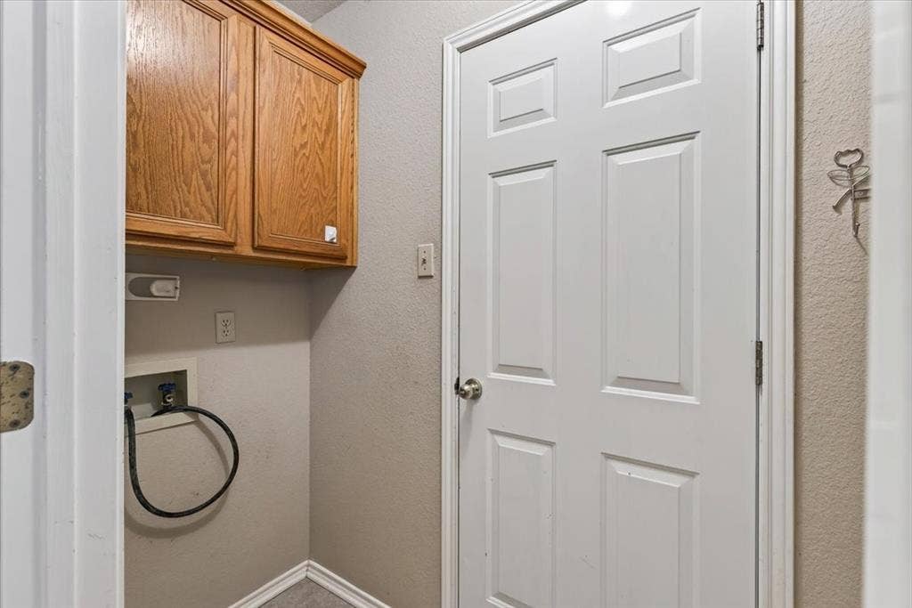 1204 S Bettie Street, Mabank, TX 75147 1204 S Bettie Street, Mabank, TX 75147