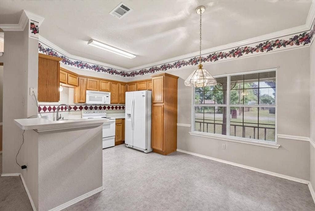 1204 S Bettie Street, Mabank, TX 75147 1204 S Bettie Street, Mabank, TX 75147