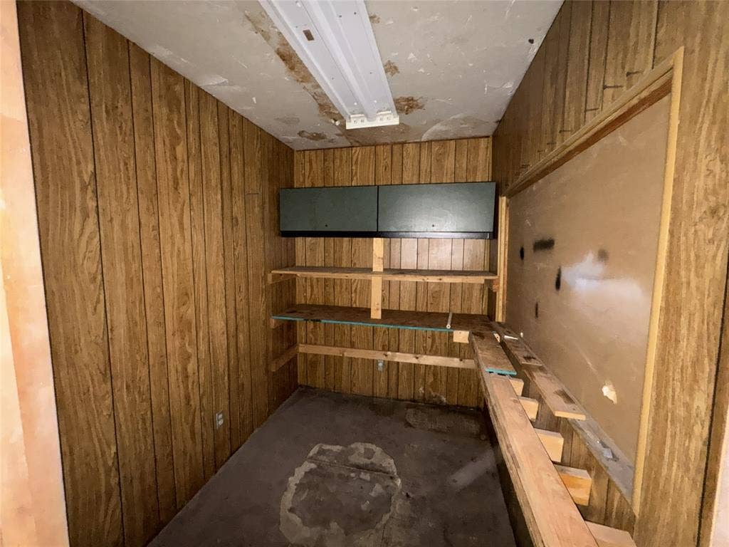 602 S Armstrong Avenue, Denison, TX 75020