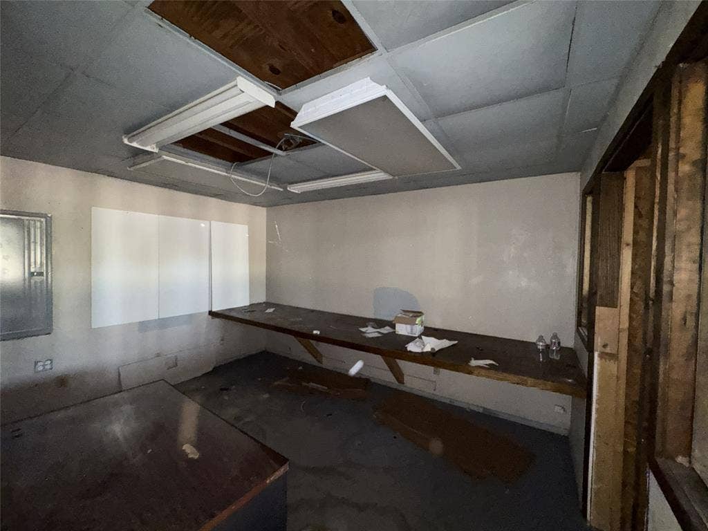602 S Armstrong Avenue, Denison, TX 75020