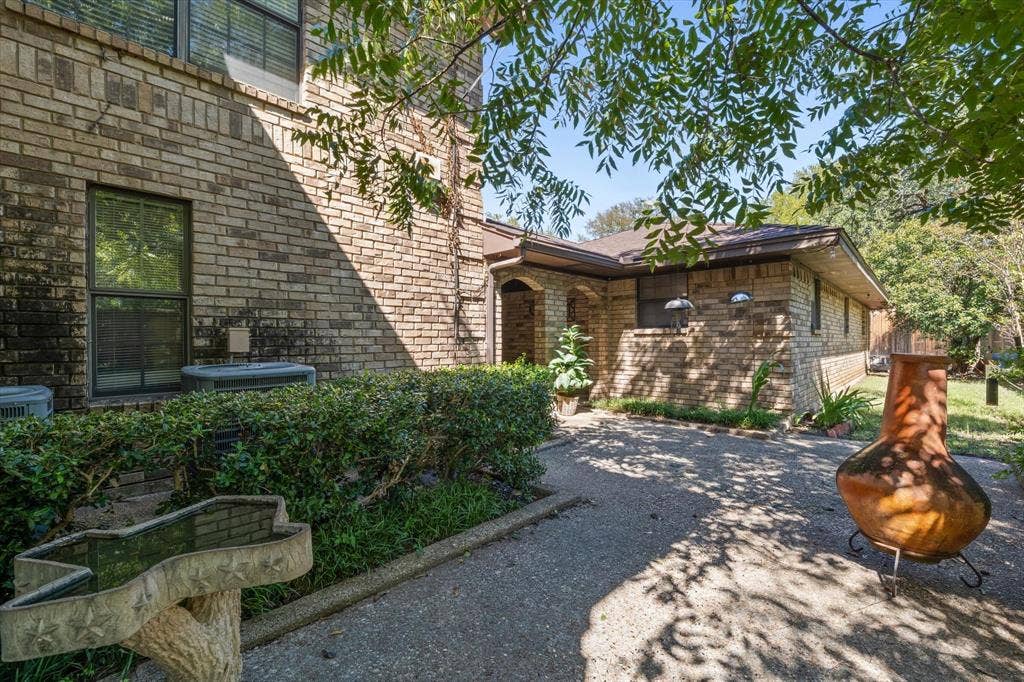 4201 N 19th Street, Waco, TX 76708 4201 N 19th Street, Waco, TX 76708
