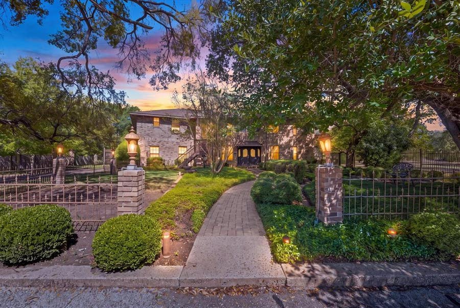 Property photo for 4201 N 19th Street, Waco, TX