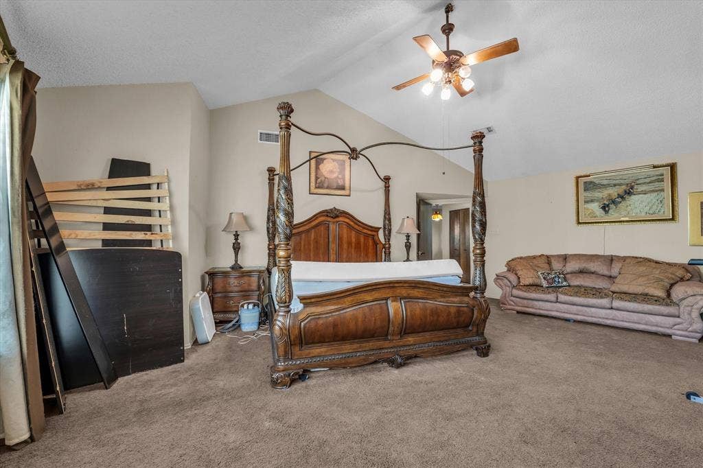 4201 N 19th Street, Waco, TX 76708 Vaulted ceiling with an attached ceiling fan