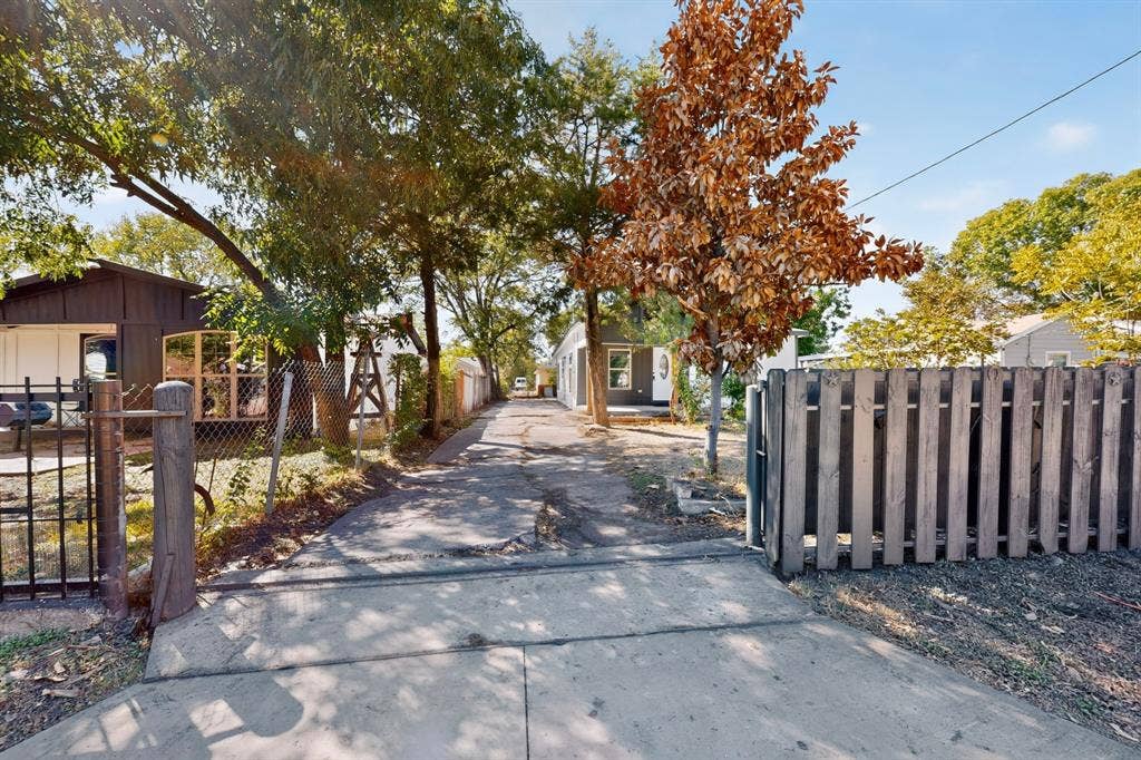 651 Ezekial Avenue, Dallas, TX 75217 Additional content