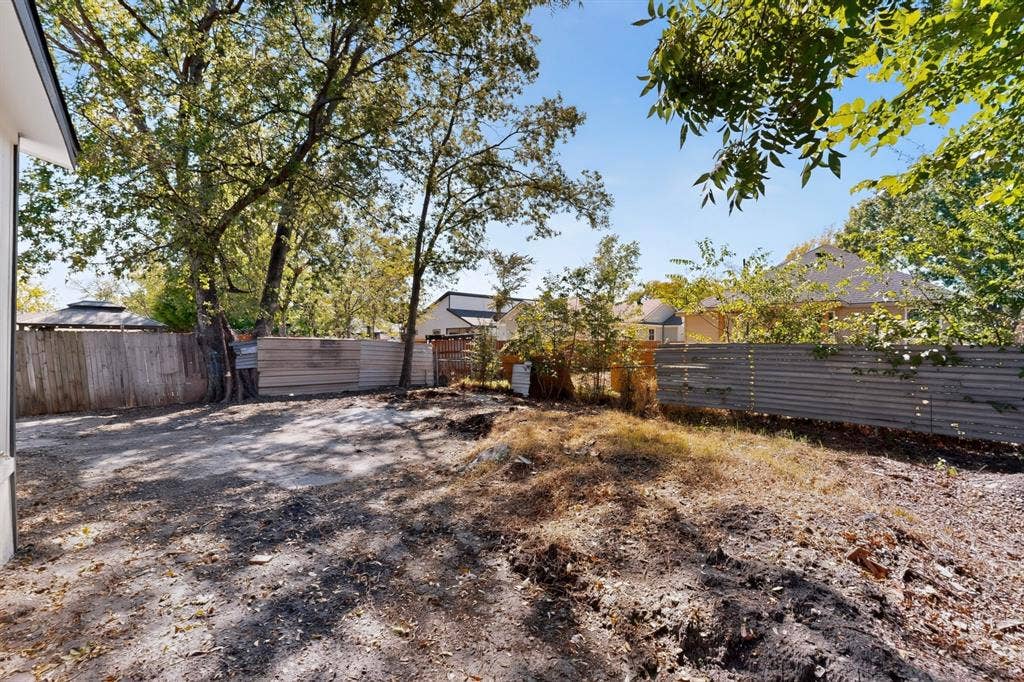 651 Ezekial Avenue, Dallas, TX 75217 Additional content