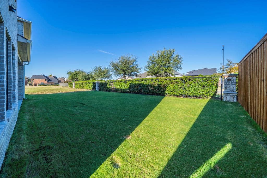 9840 Wyndbrook Drive, Frisco, TX 75035
