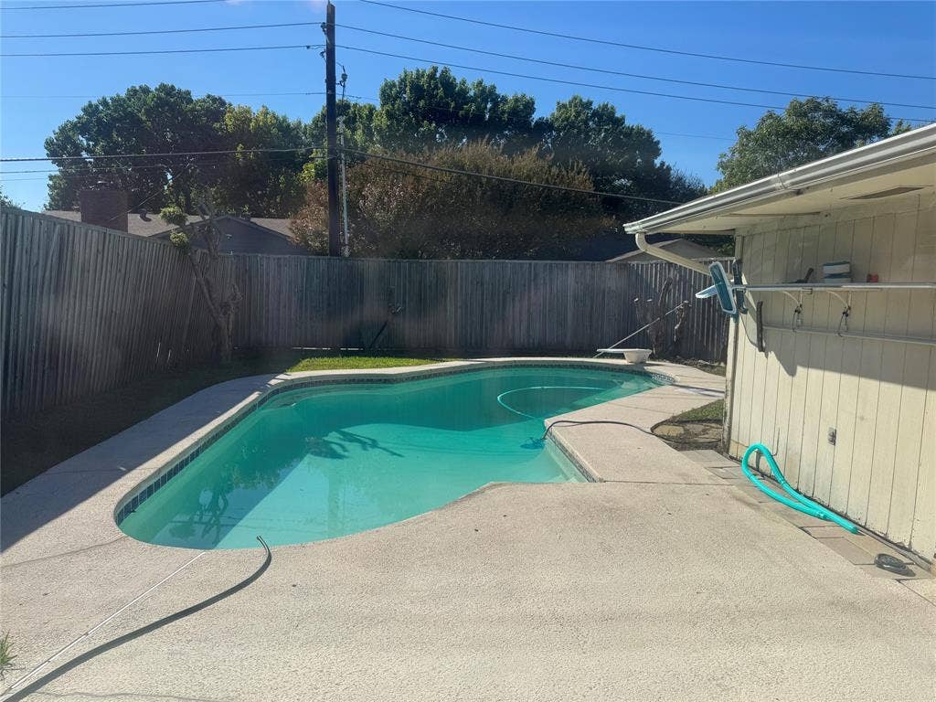 1715 Carolyn Way, Richardson, TX 75081 1715 Carolyn Way, Richardson, TX 75081