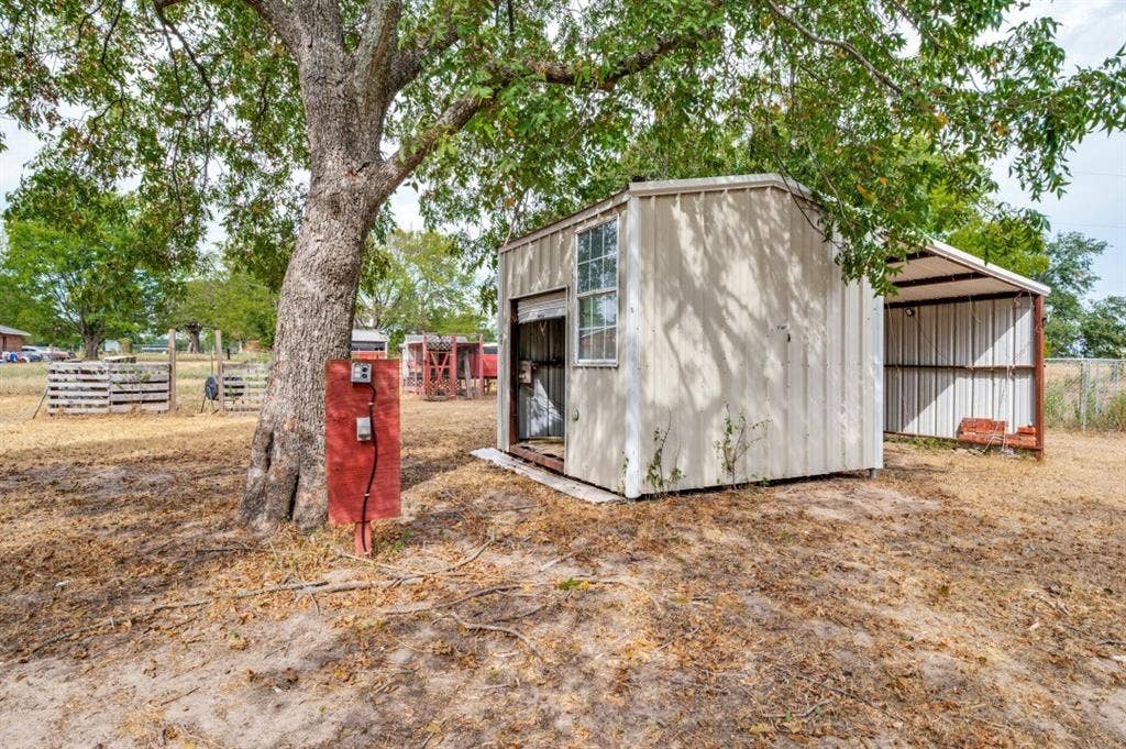 5294 County Road 4207, Campbell, TX 75422 5294 County Road 4207, Campbell, TX 75422