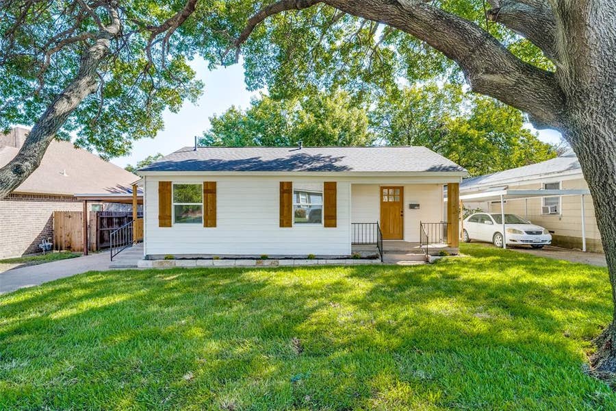 Property photo for 4821 Langley Road, River Oaks, TX