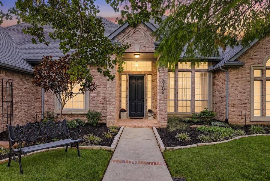 Property photo for 3102 Hillside Drive, Highland Village, TX
