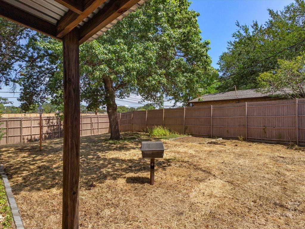 12341 Cedar Bend Drive, Dallas, TX 75244 12341 Cedar Bend Drive, Dallas, TX 75244