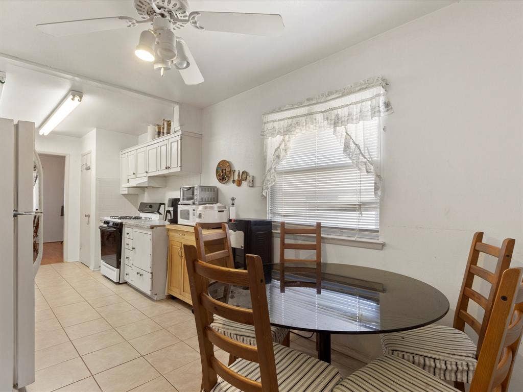 12341 Cedar Bend Drive, Dallas, TX 75244 12341 Cedar Bend Drive, Dallas, TX 75244