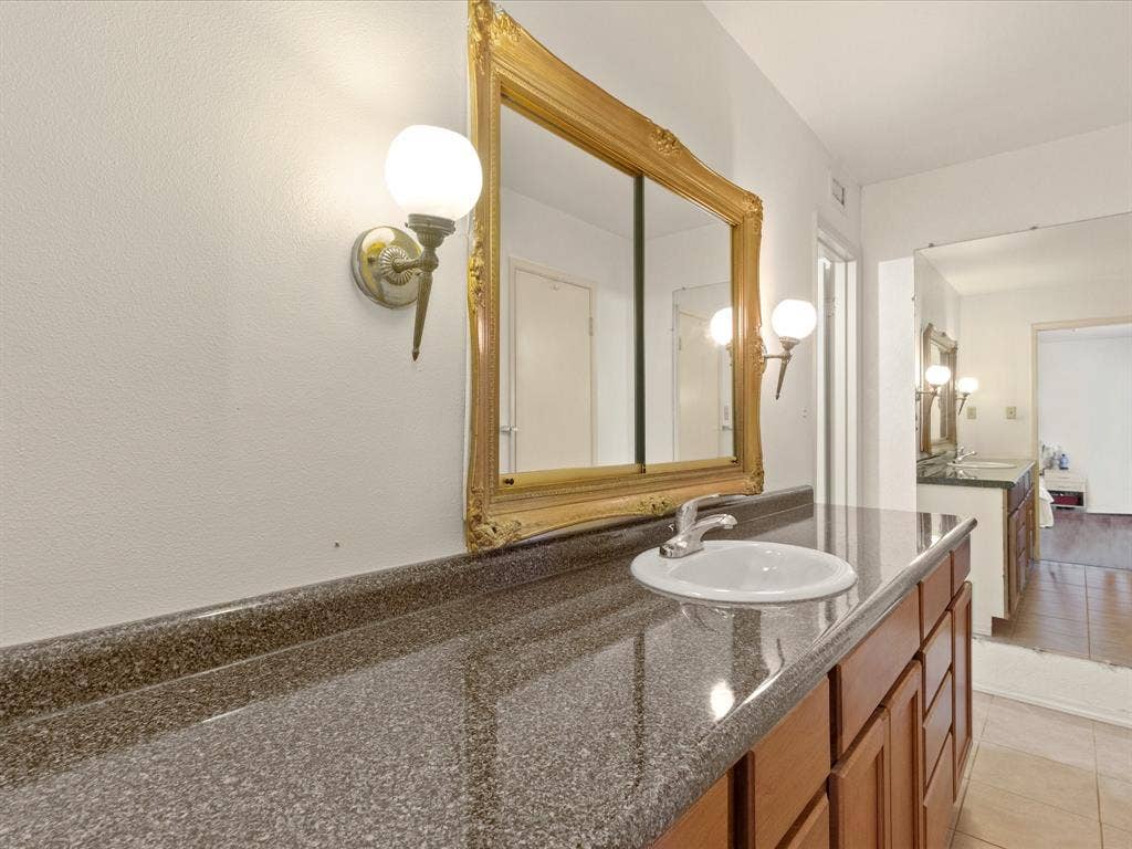 12341 Cedar Bend Drive, Dallas, TX 75244 12341 Cedar Bend Drive, Dallas, TX 75244