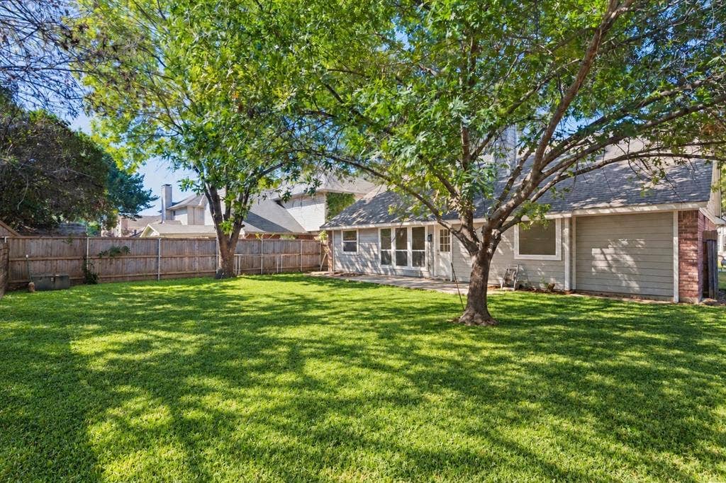 7440 Bear Lake Drive, Fort Worth, TX 76137 AI grass