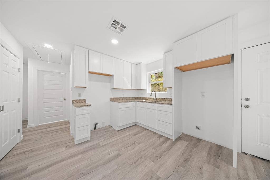 12924 Mitchell Drive, Balch Springs, TX 75180 12924 Mitchell Drive, Balch Springs, TX 75180