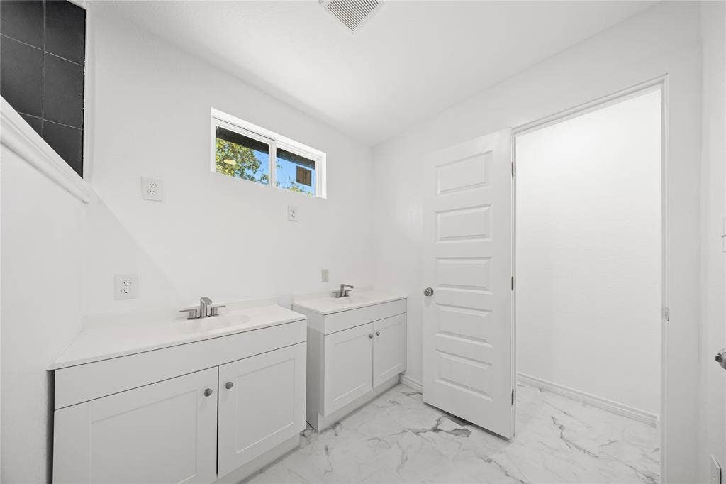 12924 Mitchell Drive, Balch Springs, TX 75180 12924 Mitchell Drive, Balch Springs, TX 75180