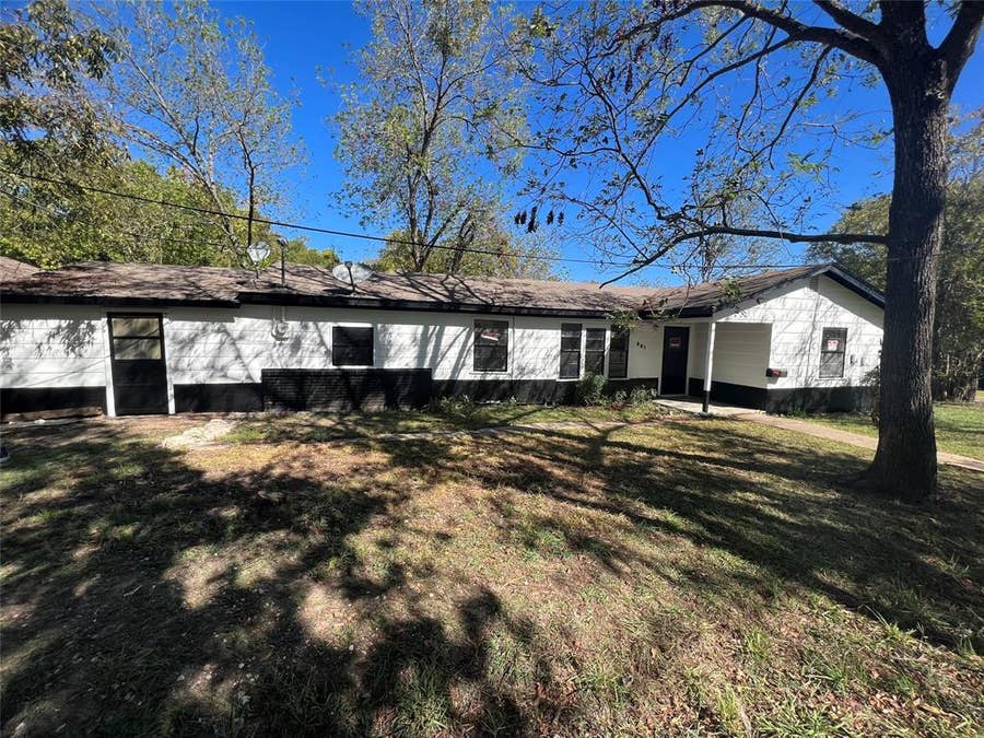 Property photo for 351 E Commerce Avenue, Cooper, TX