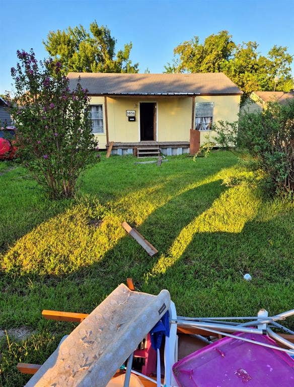 Property photo for 3856 Lincoln Avenue, Groves, TX