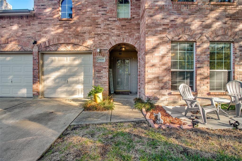2428 Becard Drive, Mesquite, TX 75181 2428 Becard Drive, Mesquite, TX 75181