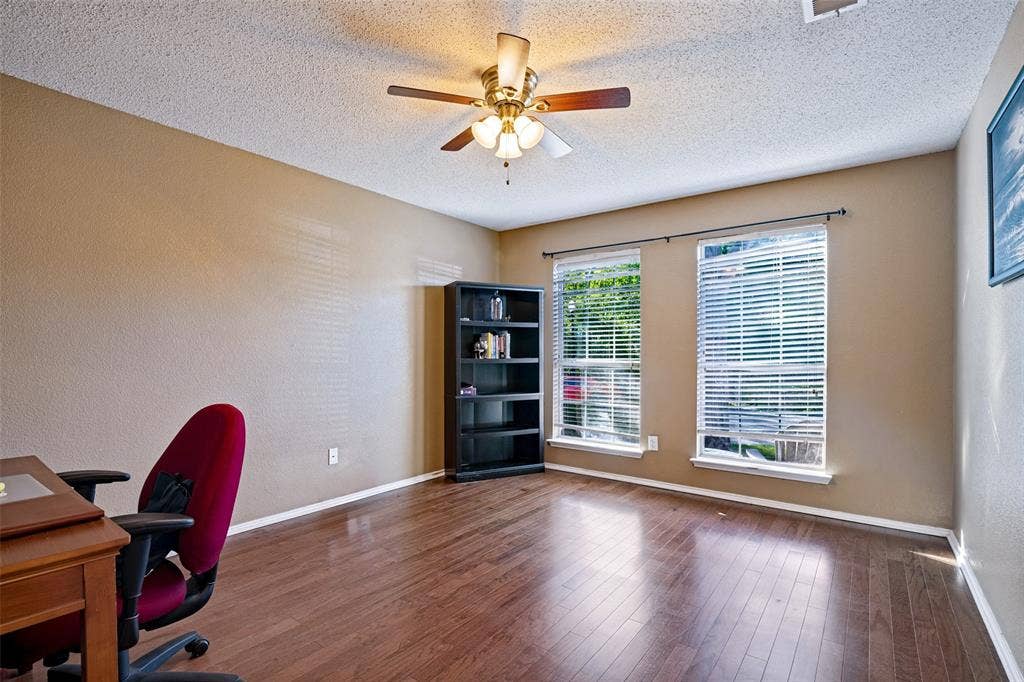 2428 Becard Drive, Mesquite, TX 75181 2428 Becard Drive, Mesquite, TX 75181