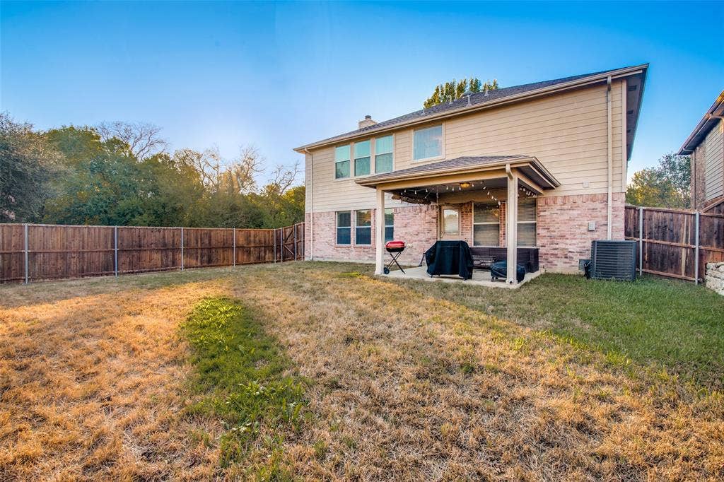 2428 Becard Drive, Mesquite, TX 75181 2428 Becard Drive, Mesquite, TX 75181