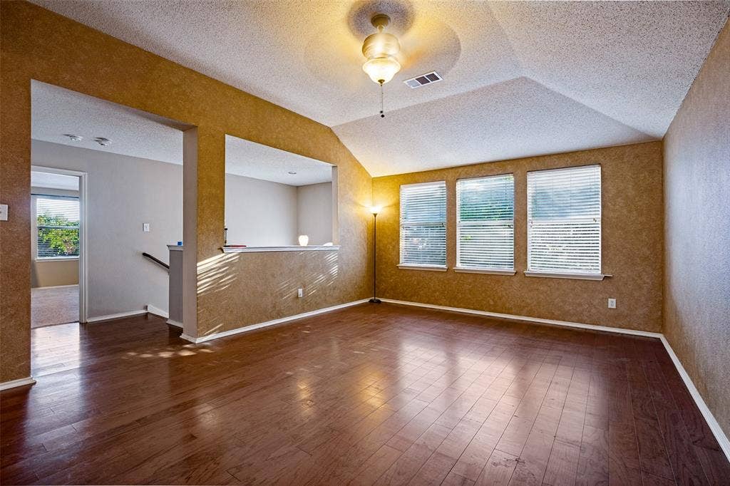 2428 Becard Drive, Mesquite, TX 75181 2428 Becard Drive, Mesquite, TX 75181