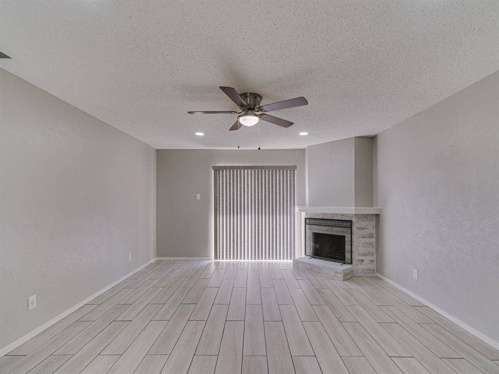 2714 Meadow Bluff Lane, Dallas, TX 75237 2714 Meadow Bluff Lane, Dallas, TX 75237