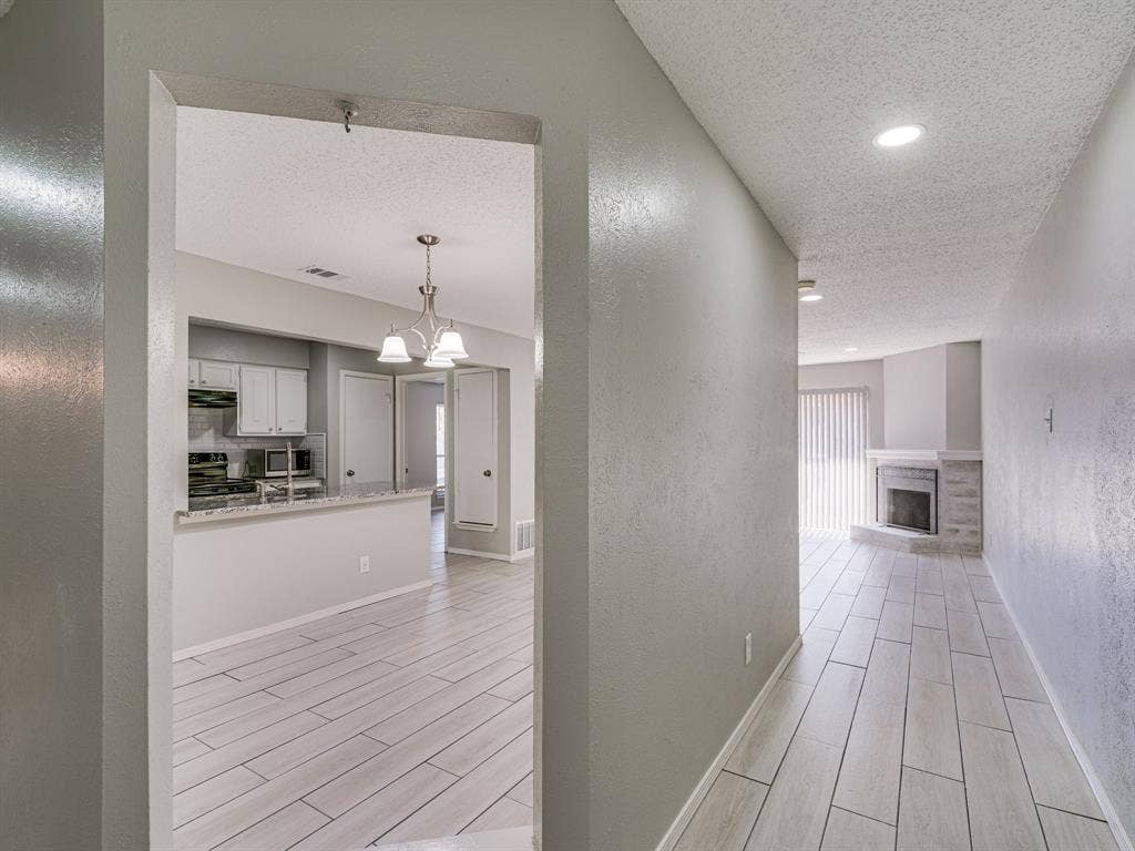2714 Meadow Bluff Lane, Dallas, TX 75237 2714 Meadow Bluff Lane, Dallas, TX 75237
