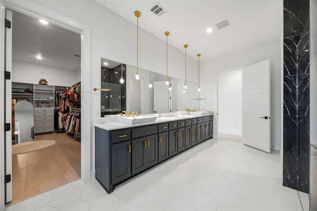 10472 Milkweed Court, Frisco, TX 75035 10472 Milkweed Court, Frisco, TX 75035