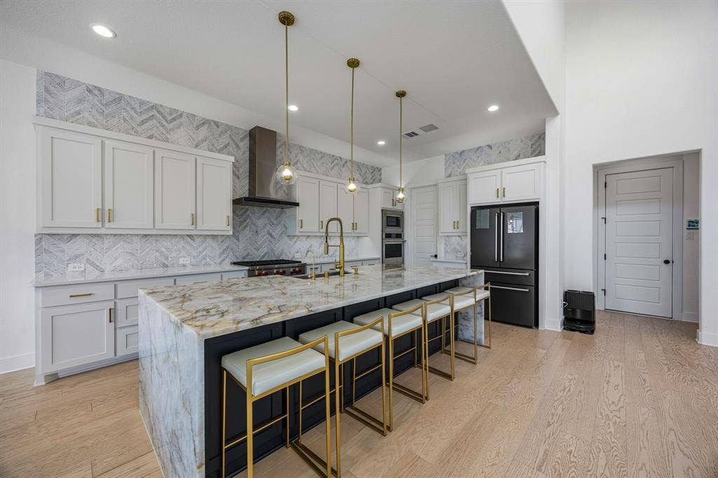10472 Milkweed Court, Frisco, TX 75035 10472 Milkweed Court, Frisco, TX 75035