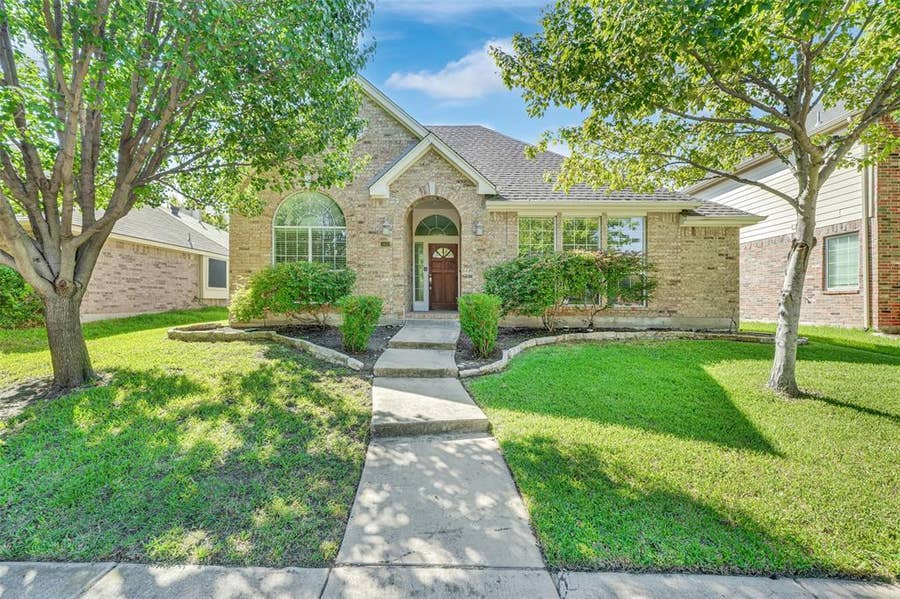 Property photo for 3833 Windward Drive, The Colony, TX