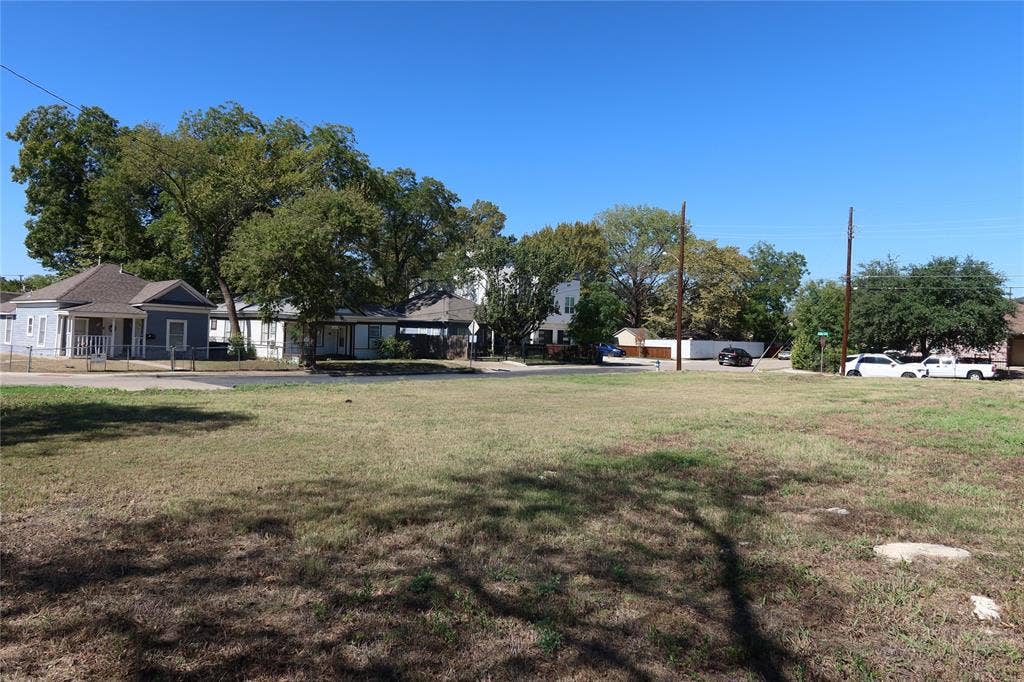 5302 Alton Avenue, Dallas, TX 75214 5302 Alton Avenue, Dallas, TX 75214