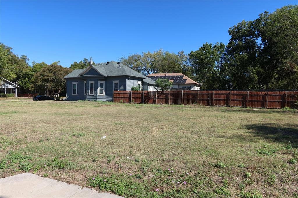 5302 Alton Avenue, Dallas, TX 75214 5302 Alton Avenue, Dallas, TX 75214