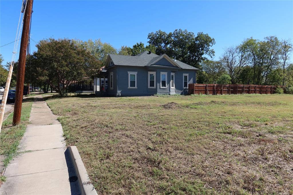5302 Alton Avenue, Dallas, TX 75214 5302 Alton Avenue, Dallas, TX 75214