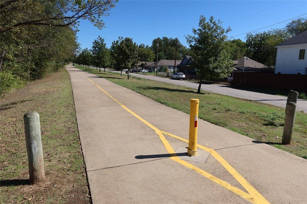 5302 Alton Avenue, Dallas, TX 75214 5302 Alton Avenue, Dallas, TX 75214