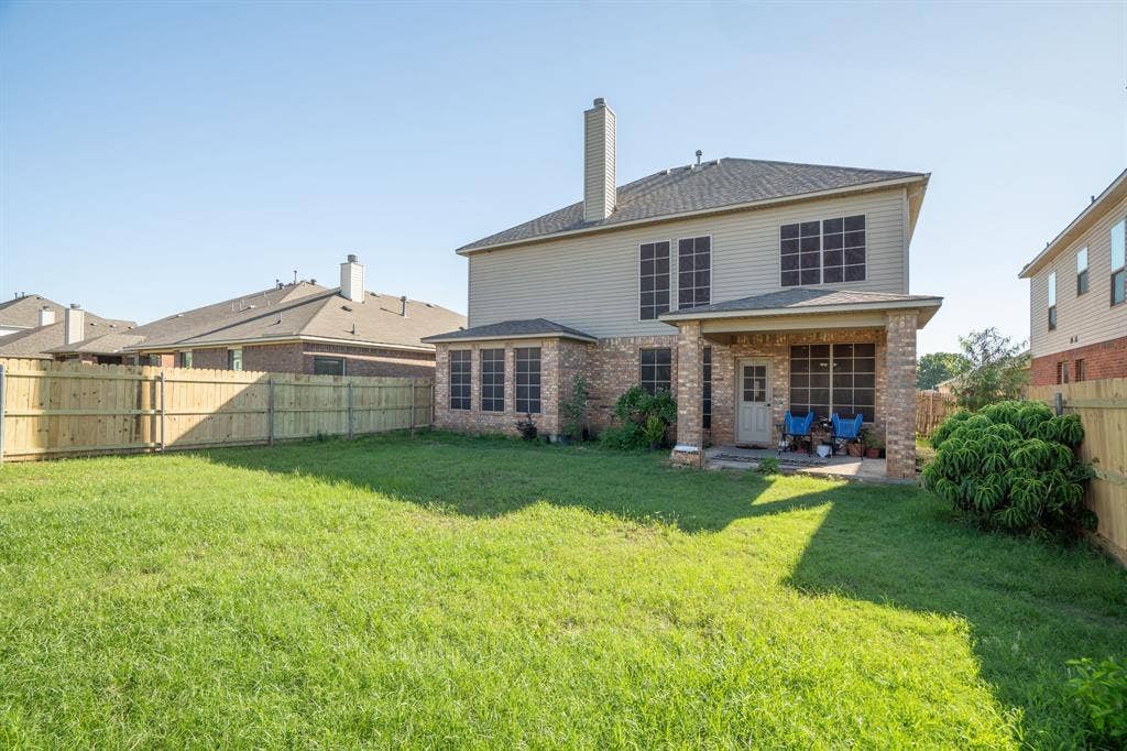 1620 Secretariat Lane, Irving, TX 75060 Covered back patio and good size yard space