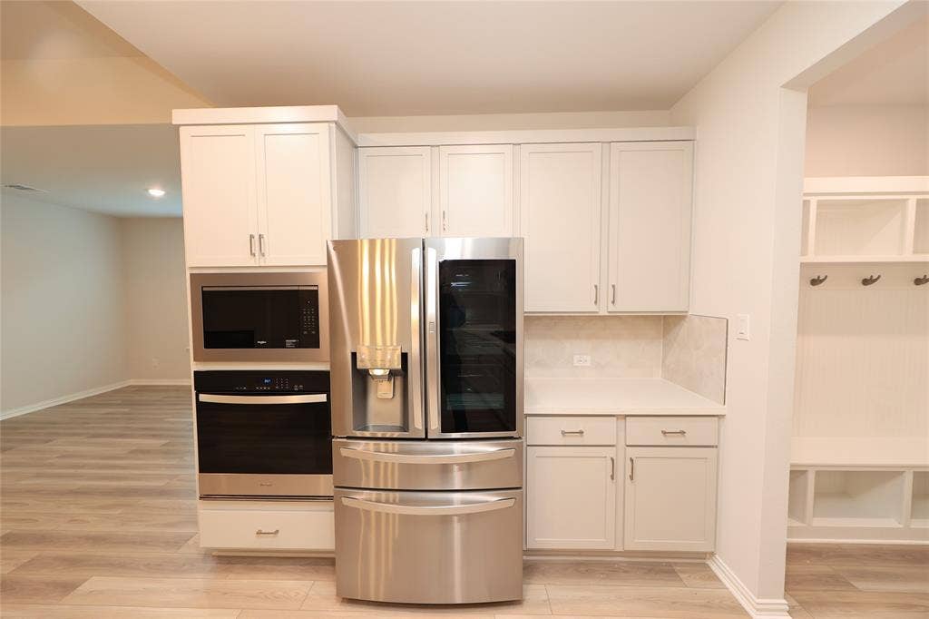 2305 Valencia Drive, Little Elm, TX 75068