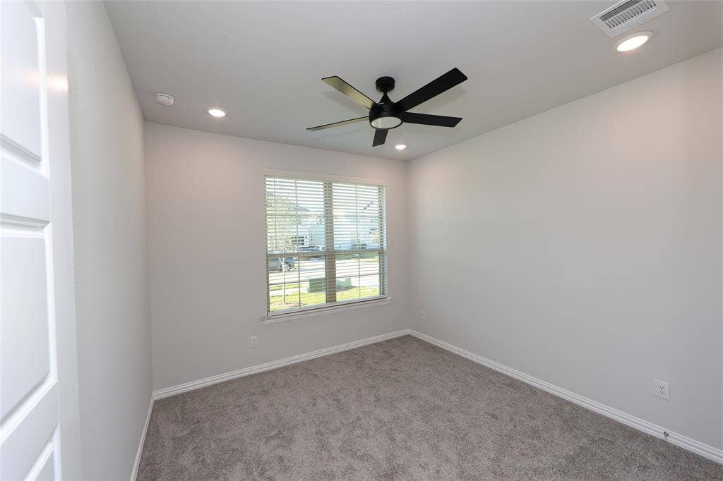 2305 Valencia Drive, Little Elm, TX 75068