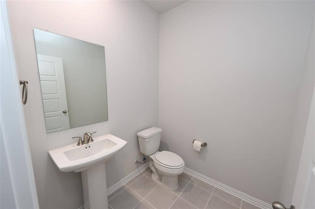 2305 Valencia Drive, Little Elm, TX 75068