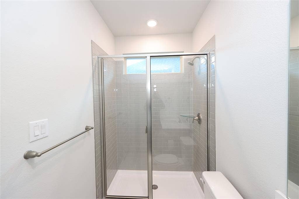 2305 Valencia Drive, Little Elm, TX 75068