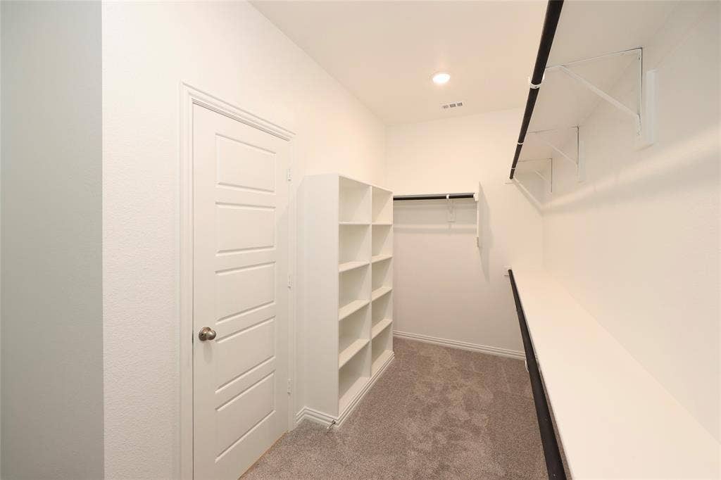 2305 Valencia Drive, Little Elm, TX 75068