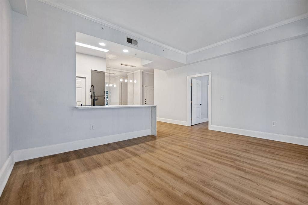 3225 Turtle Creek Boulevard, #334, Dallas, TX 75219 3225 Turtle Creek Boulevard, #334, Dallas, TX 75219