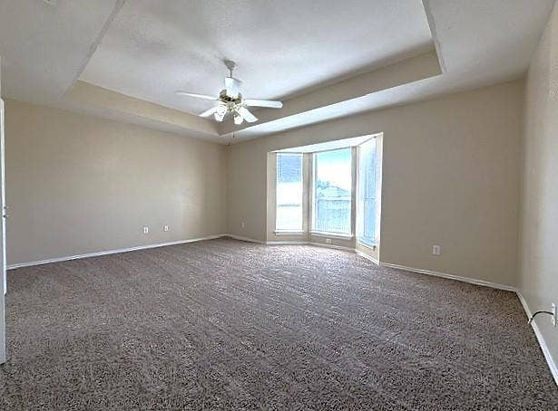2218 W Thoroughbred Drive, Lancaster, TX 75146 2218 W Thoroughbred Drive, Lancaster, TX 75146