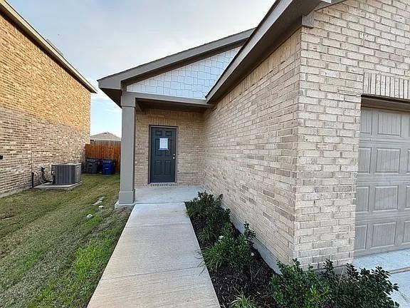 Property photo for 5944 Sahara Drive, Forney, TX