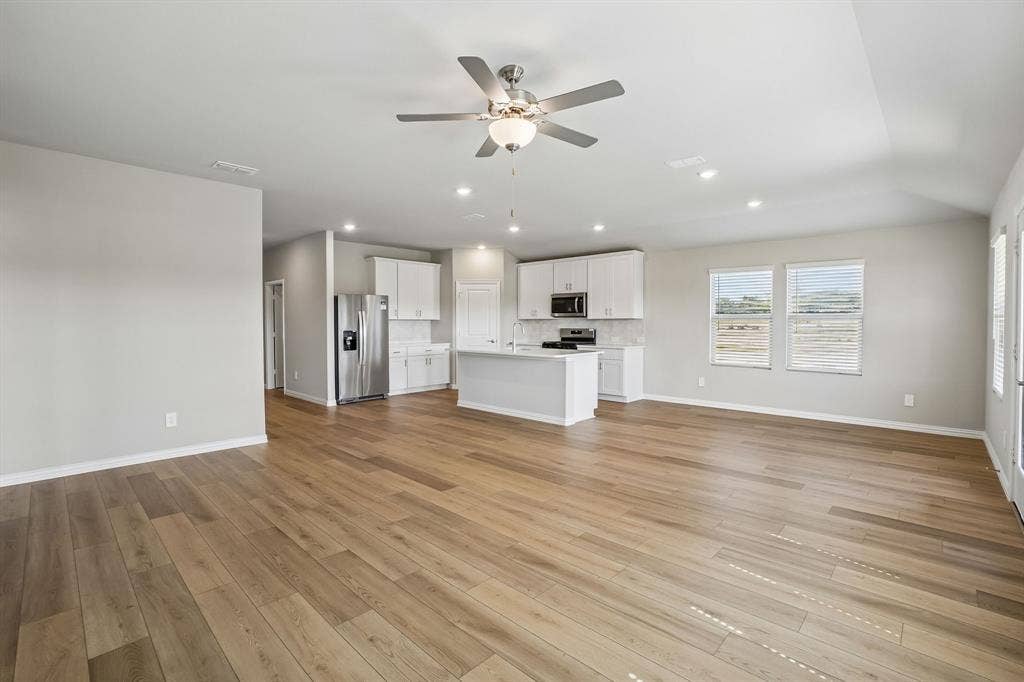 2816 Nicole Drive, Denton, TX 76208 Photo is not of the actual home, but is an inspirational photo of builder’s model home and may depict options, furnishings, and/or decorator features that are not included.
